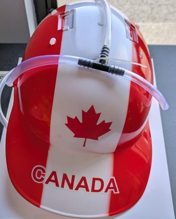 Souvenir: Canada Hats